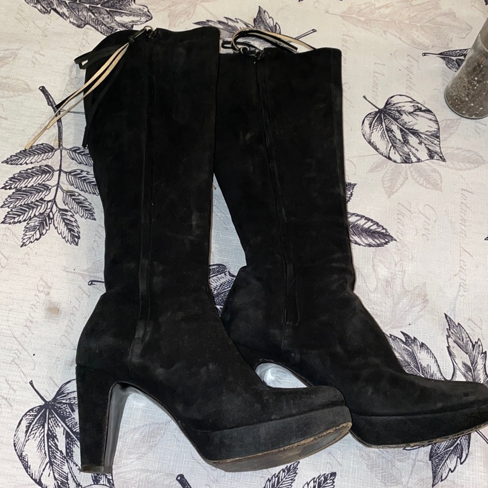 Black suede  boots